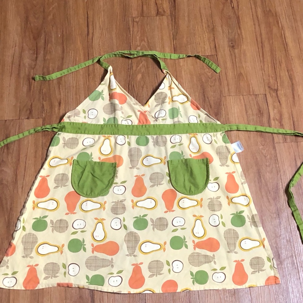 |‼️FREE‼️| or $6 Pear & Apple Apron
